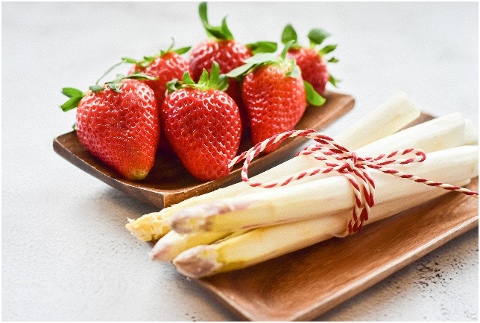 strawberries-white-asparagus-food-6108520