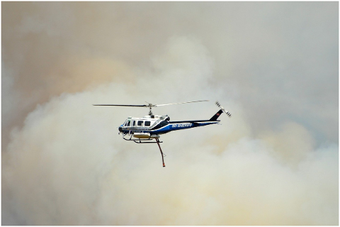 helicopter-wildfire-smoke-disaster-4766806