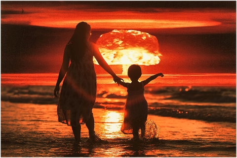 bomb-explosion-ocean-beach-mom-6297071