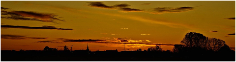 sunrise-skyline-rising-sun-kuhardt-4616342