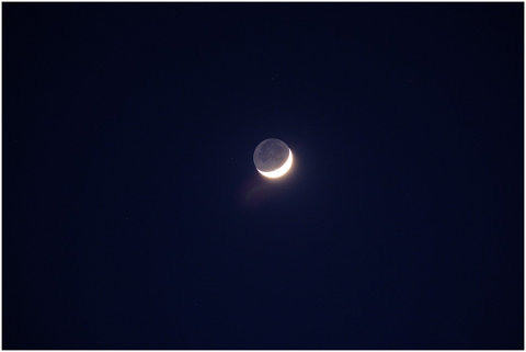 moon-crescent-moon-night-sky-4978860