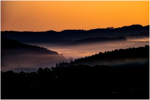 sunrise-fog-haze-mountains-mood-4628601